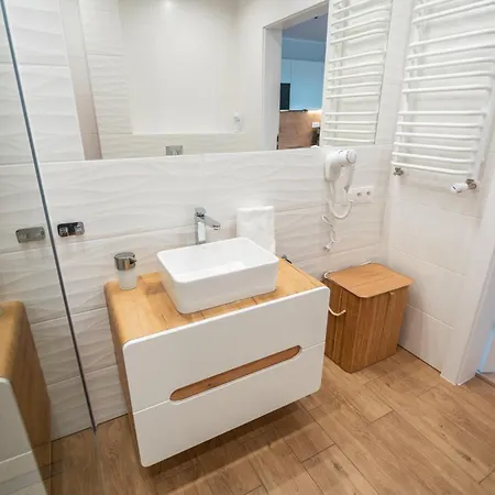 Swierkowy 12 شكلارسكا بوريبا